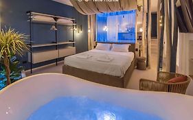 Blue Perlage, Terre Marine